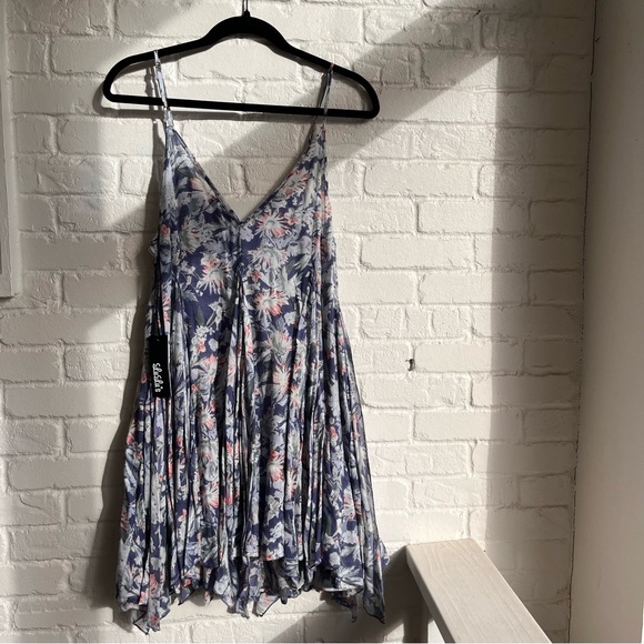 Never worn Lulus For Always Floral Dress - Picture 15 of 16